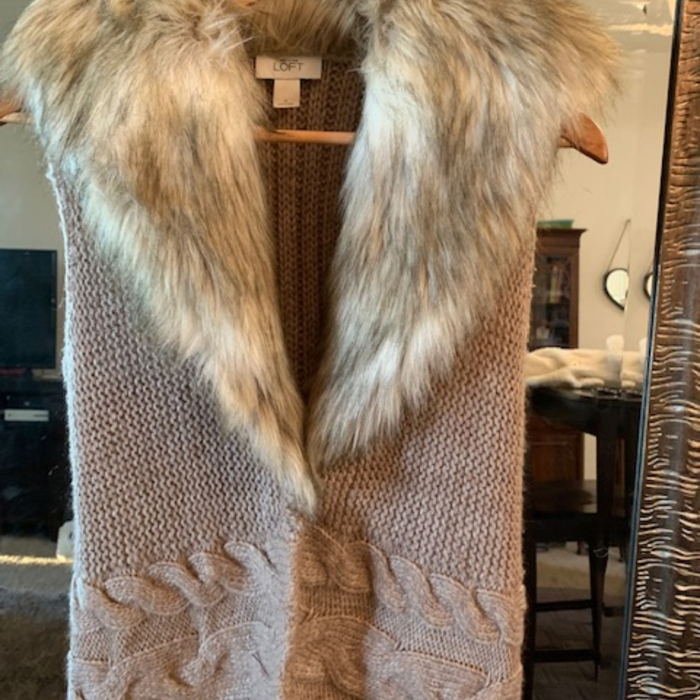 Anne Taylor Loft Faux Fur Sweater Vest